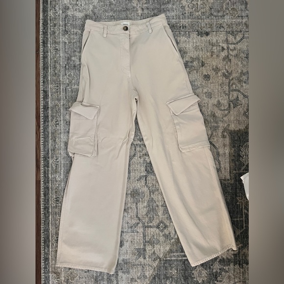 Wilfred Pants & Jumpsuits Aritzia Cream Cargo Pants Poshmark